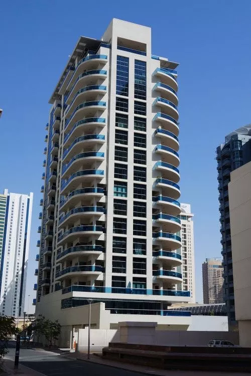 Experience Refined Living at The Cascades in Dubai Marina
