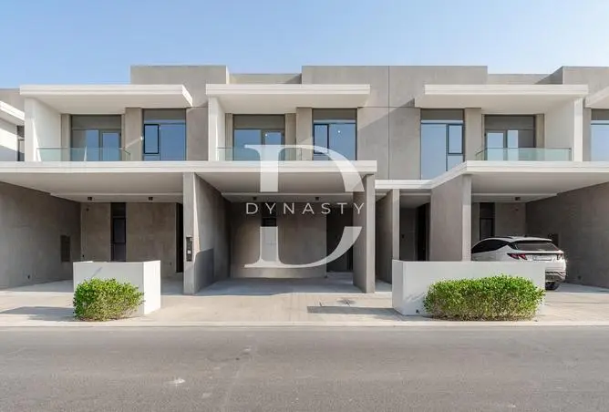 Ruba — Must Have — Balcony — feature | Profound Properties, Dubai
