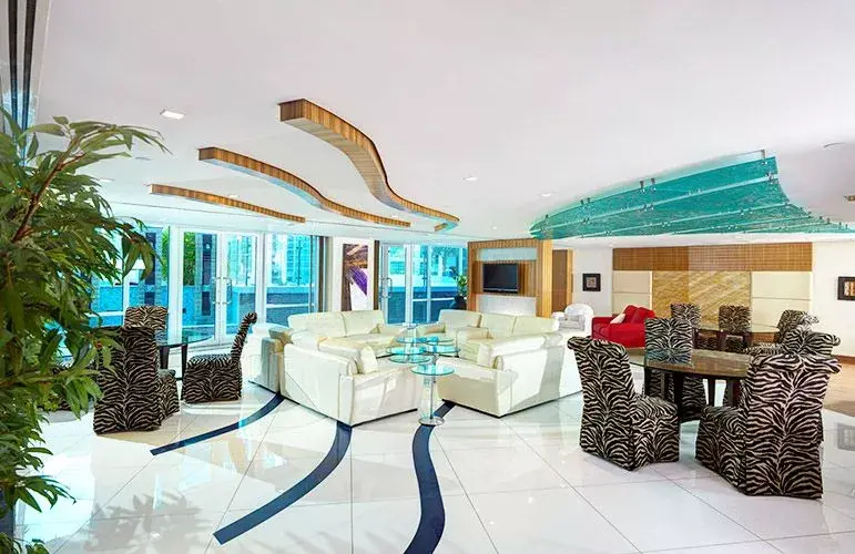 Lake Terrace — Social & Event — Lounge Area — amenity | Profound Properties, Dubai
