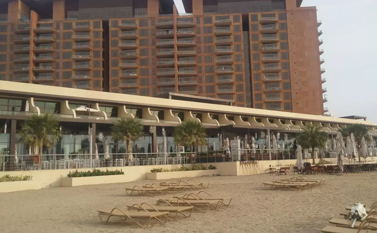 Beachfront Luxury at Club Vista Mare, Palm Jumeirah