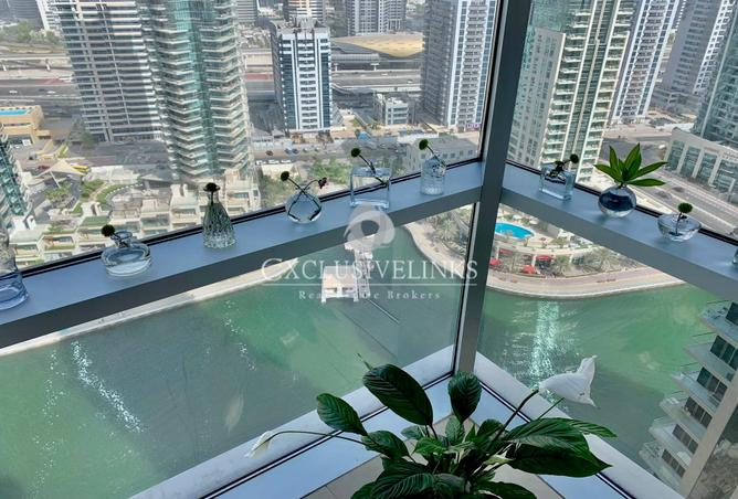 Marina Tower Apartment