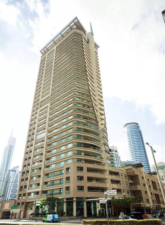 Marina Mansions