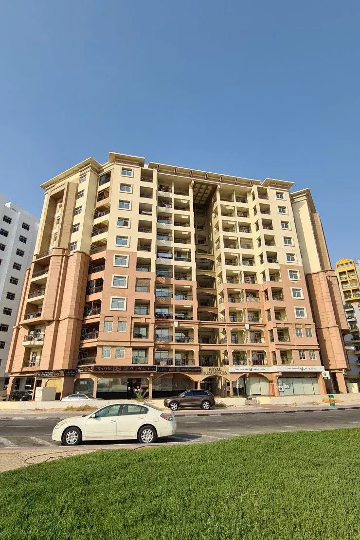Royal Residences — Must Have — Balcony — feature | Profound Properties, Dubai