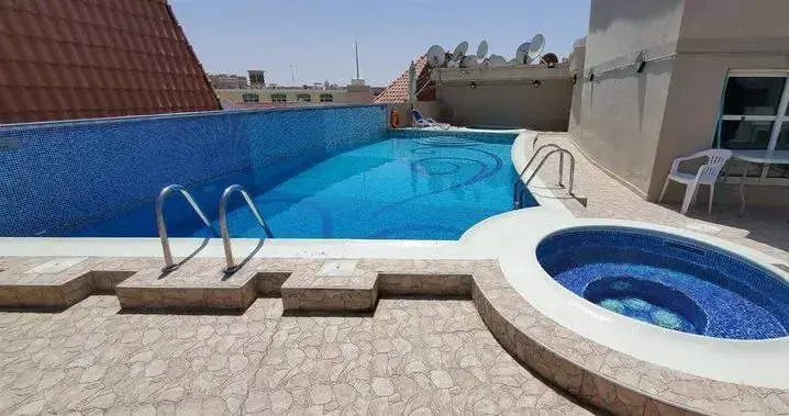 Ал Дана 2 Тауэр — Бассейны — Открытый бассейн — amenity | Profound Properties, Dubai