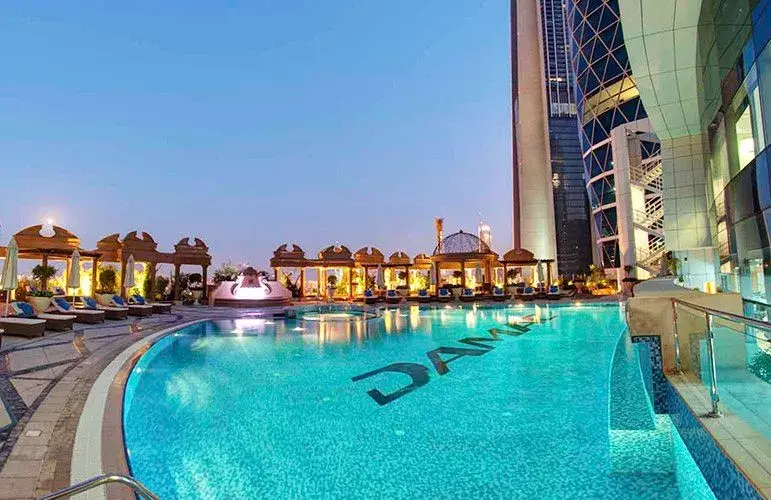 أبراج داماك بارك — مسبح — مسبح خارجي — amenity | Profound Properties, Dubai