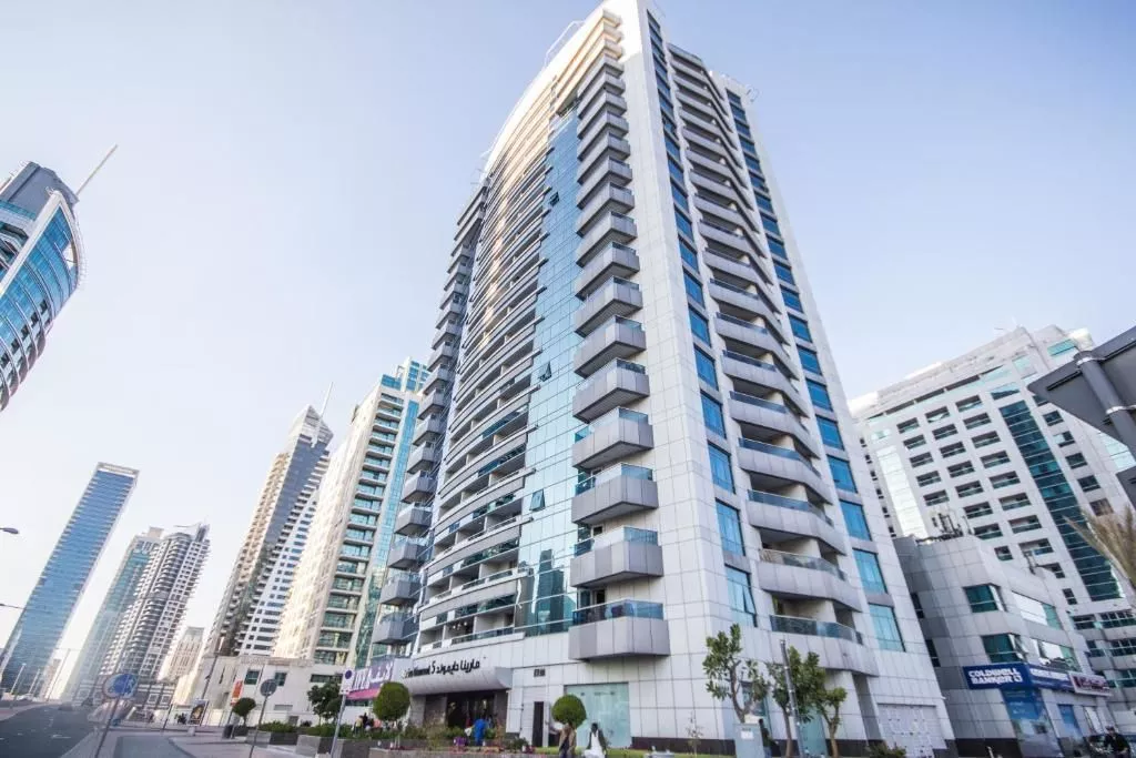 Marina Diamond 5