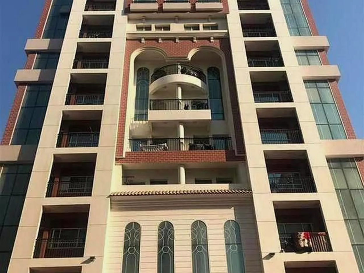 Solanki Palacio