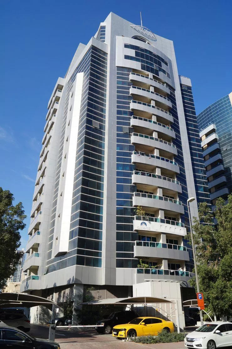 Avari Building Tecom