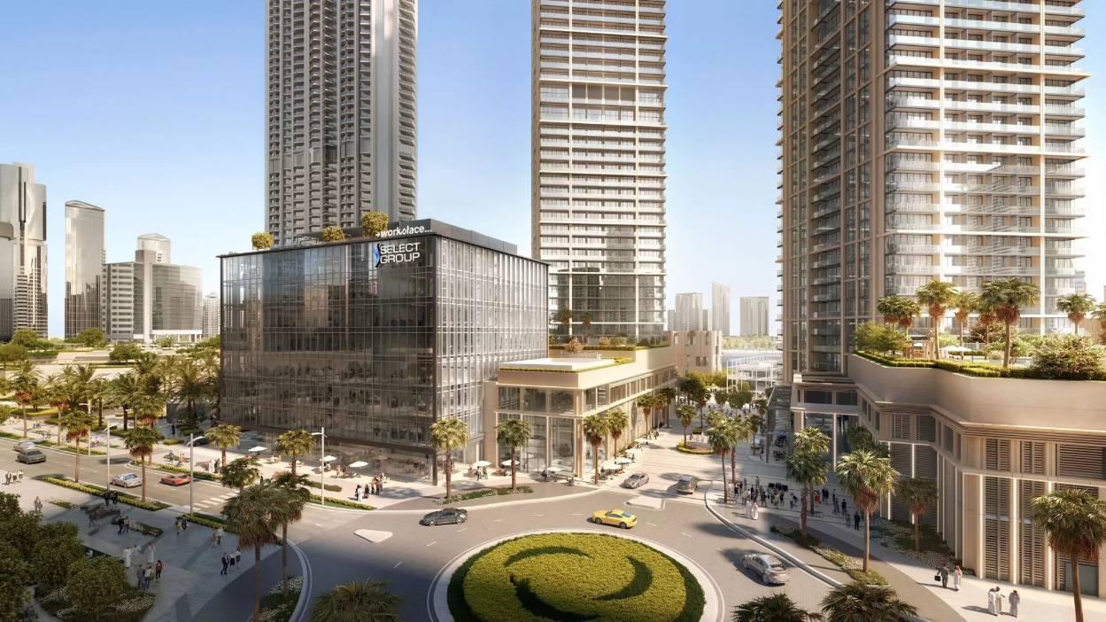 Peninsula Four, The Plaza
