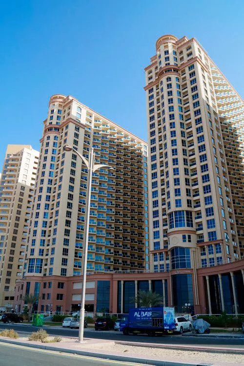 Lago Vista Towers