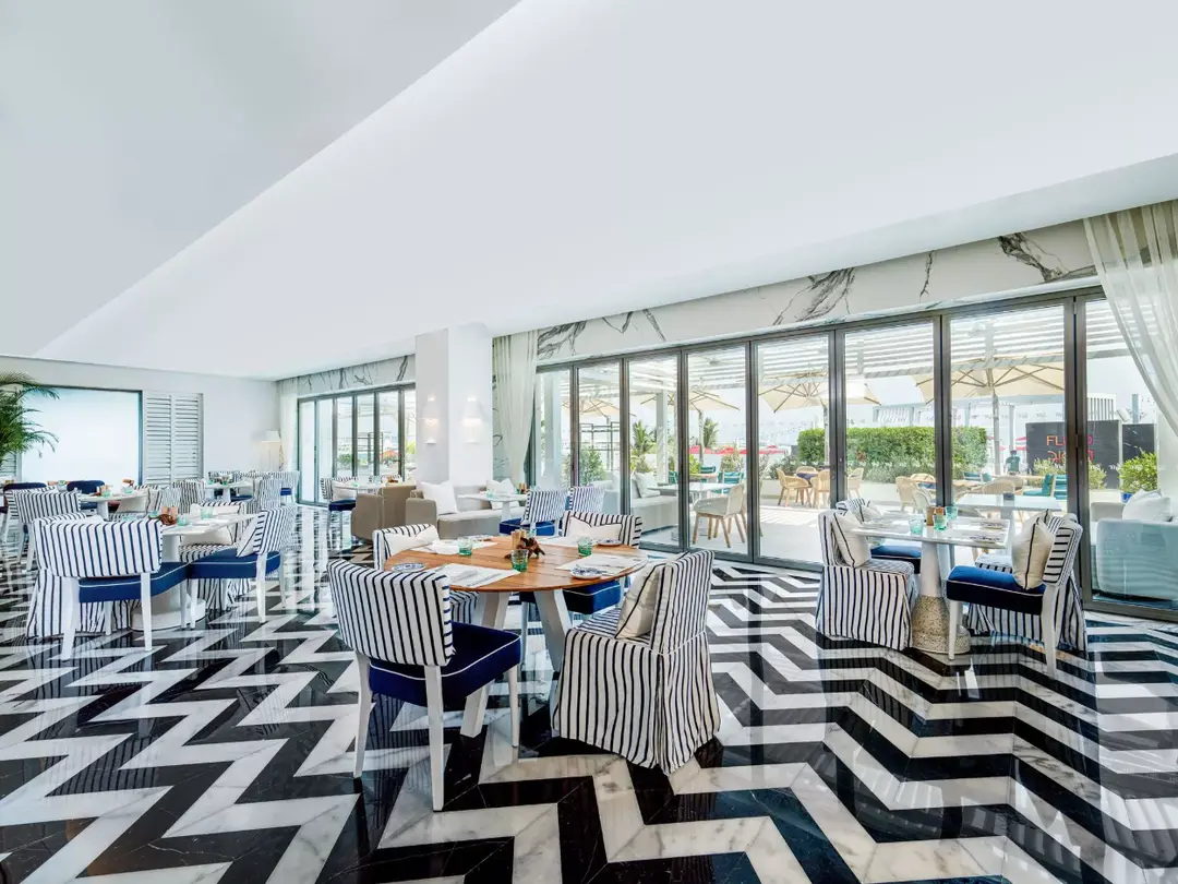 مانسيو في ث8 — اجتماعي وفعاليات — مرافق الطعام — amenity | Profound Properties, Dubai