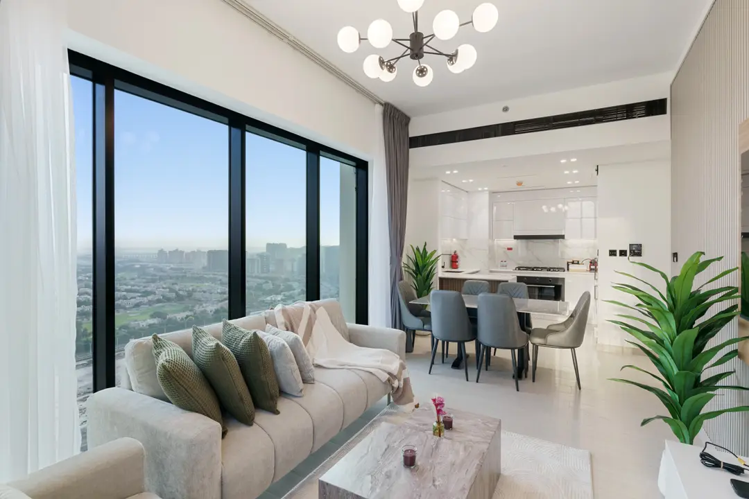 Stylish Furnished I Golf Course Views I Ready to Move In — 装修与家具 — 带家具的 — feature | Profound Properties, Dubai
