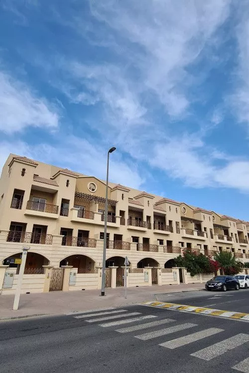 Discover Valencia Park: A Thriving Jumeirah Village Circle Community