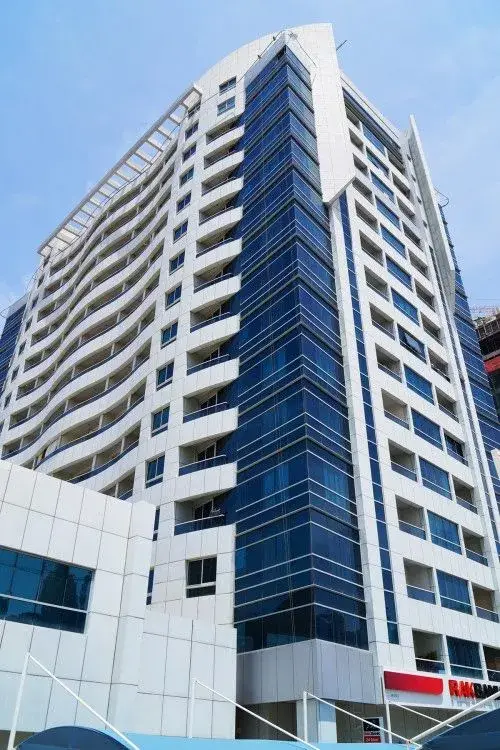 Marina Diamond 2 — Must Have — Balcony — feature | Profound Properties, Dubai