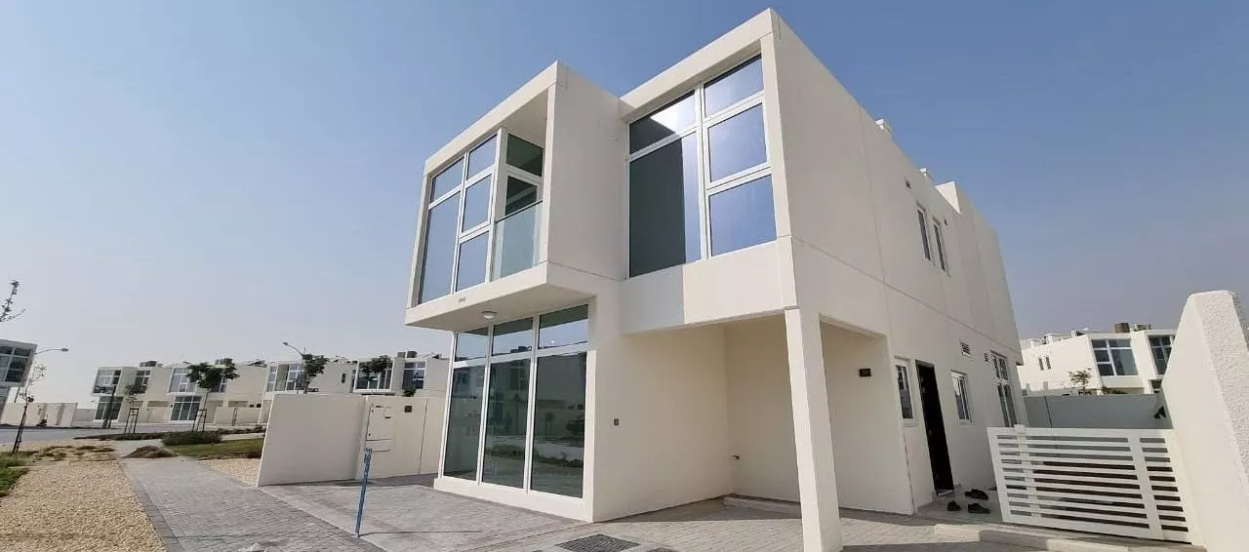 Unwind in DAMAC Hills 2's Eco-Friendly Oasis