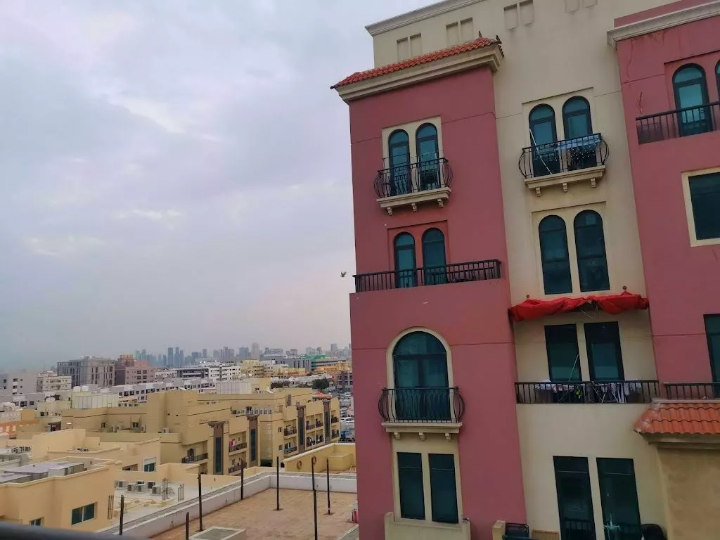 Al Muteena Building