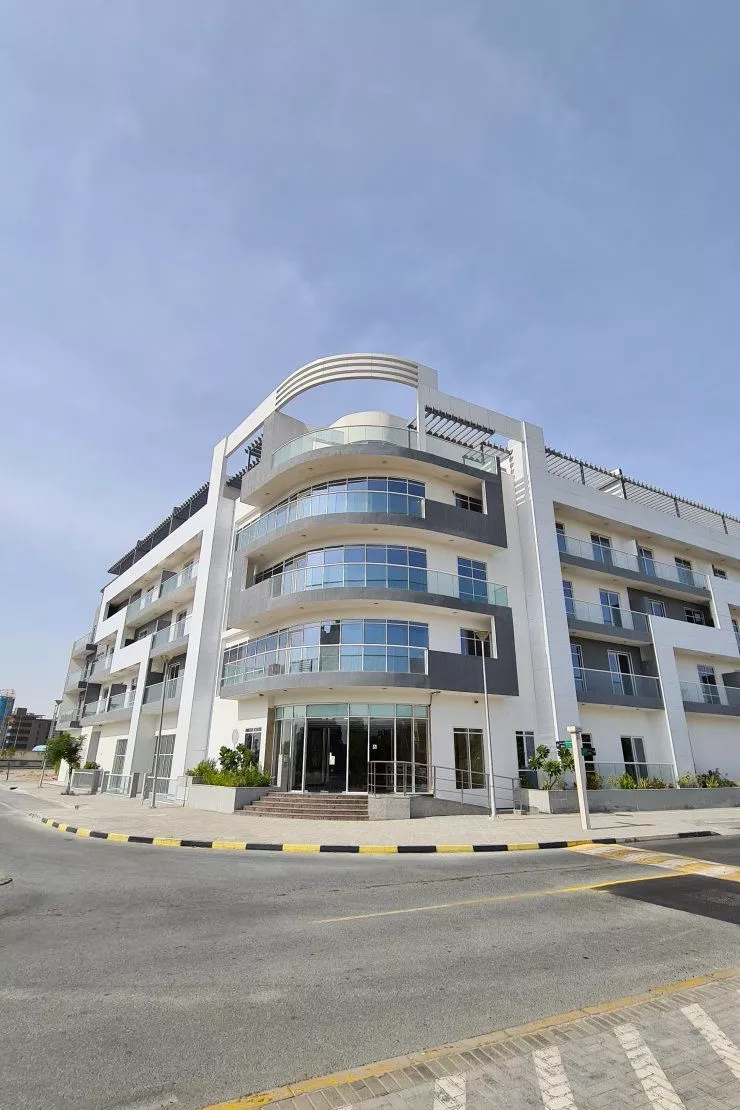 Experience the Jumeirah Village Circle Lifestyle