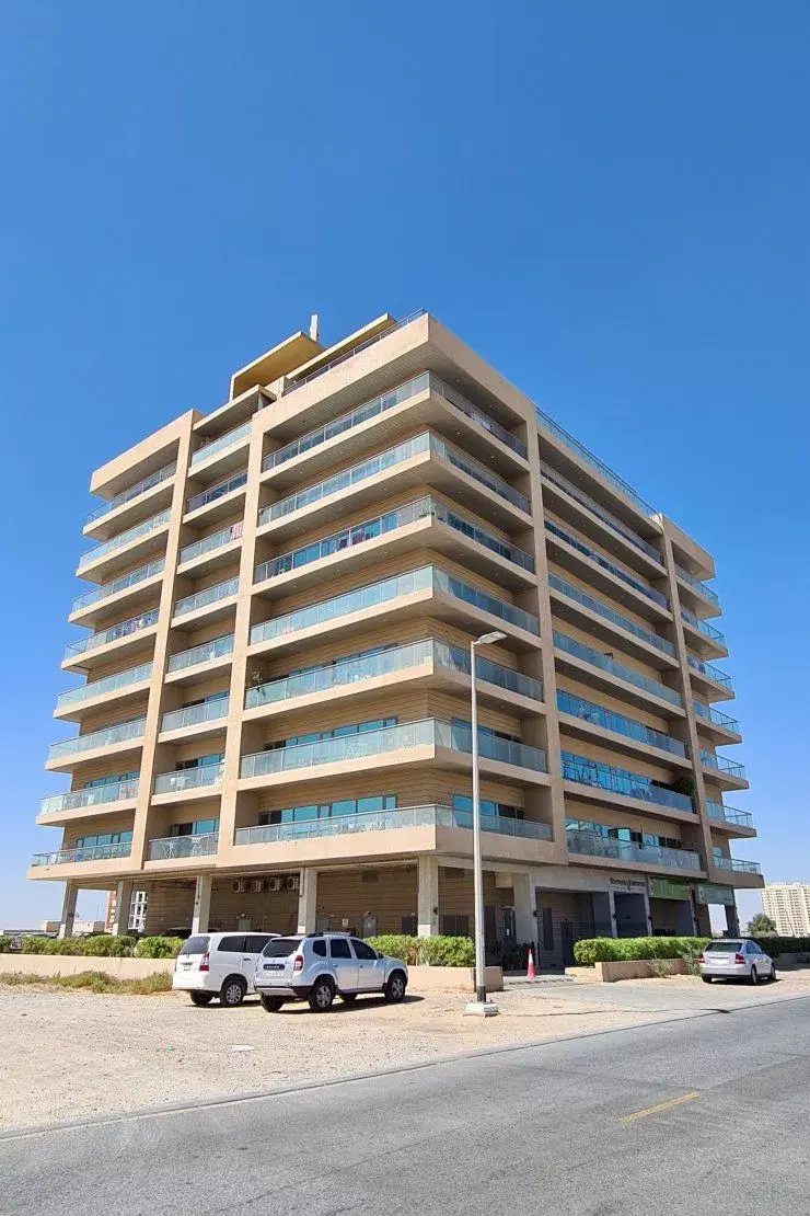 Solitaire Cascades — Doit avoir — Balcon — feature | Profound Properties, Dubai