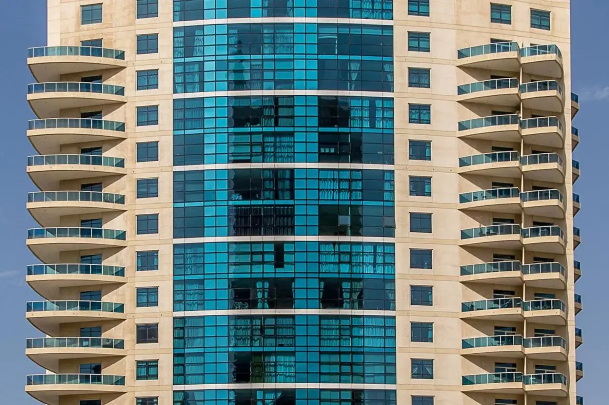Découvrez le luxe côtier de la Yacht Bay Tower à Dubai Marina