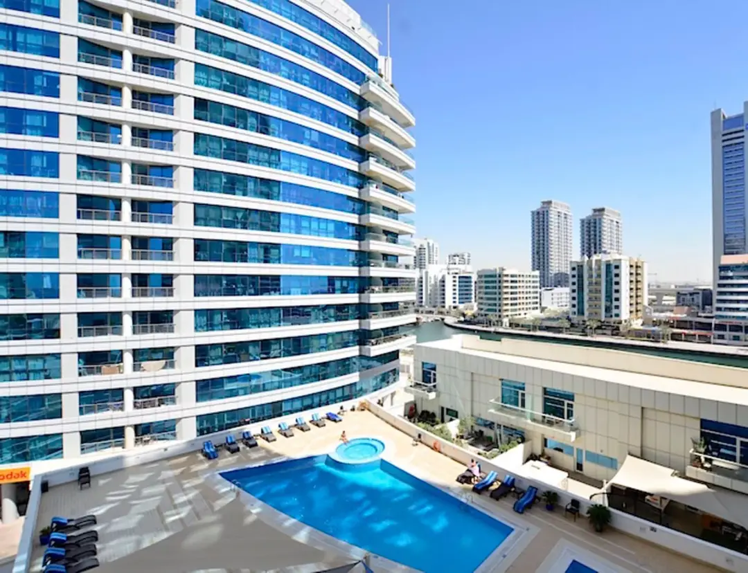 Dorra Bay Tower — Swimming Pools — Outdoor Swimming Pool — amenity | Profound Properties, Dubai