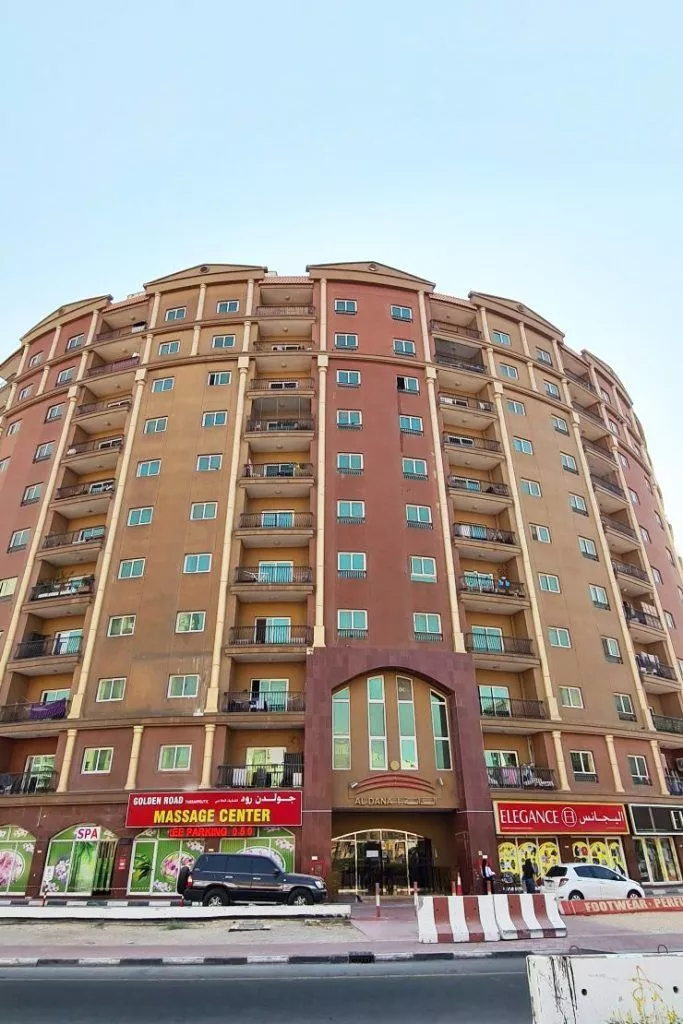 Discover Comfortable Living at Al Dana 1 Tower