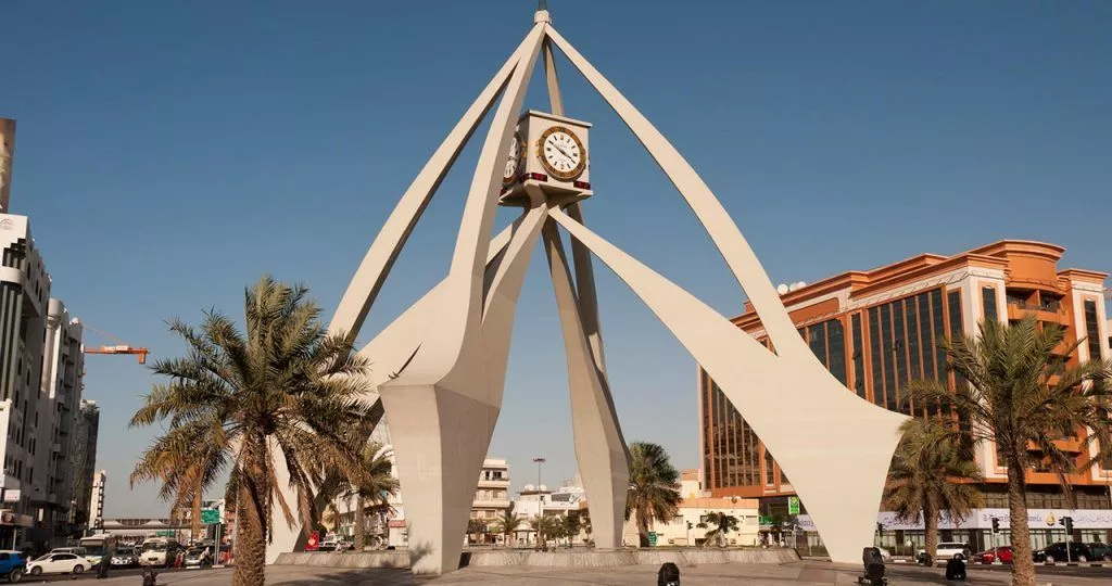 Experience Deira's Vibrant Lifestyle