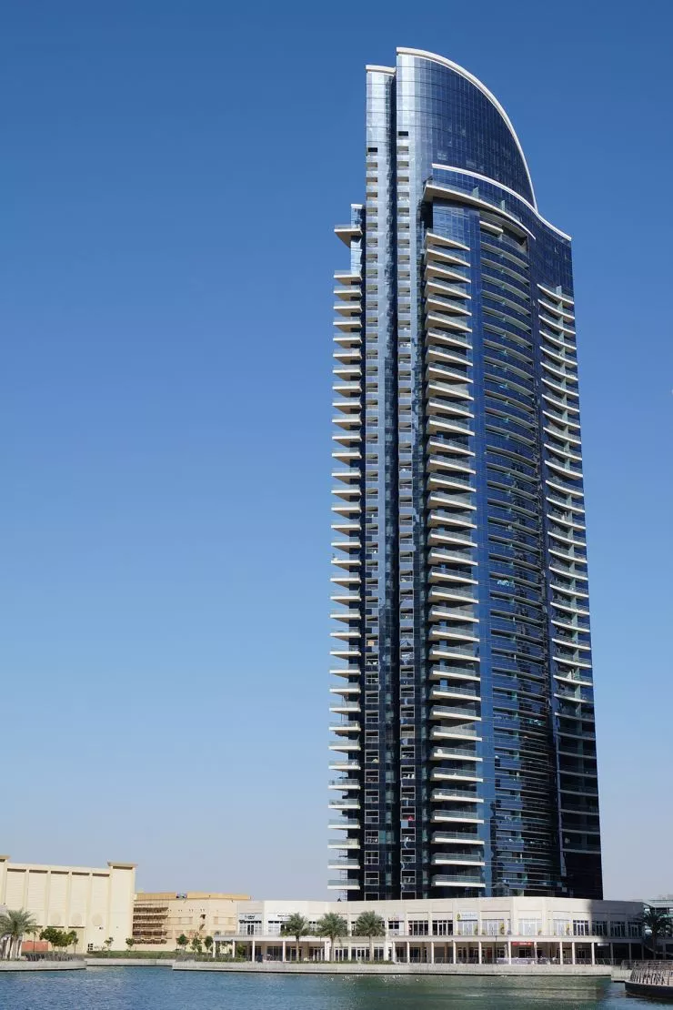Experience Sophisticated Living in the Heart of Jumeirah Lake Towers