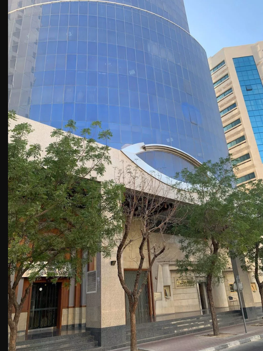 Experience Deira's Thriving Business Environment