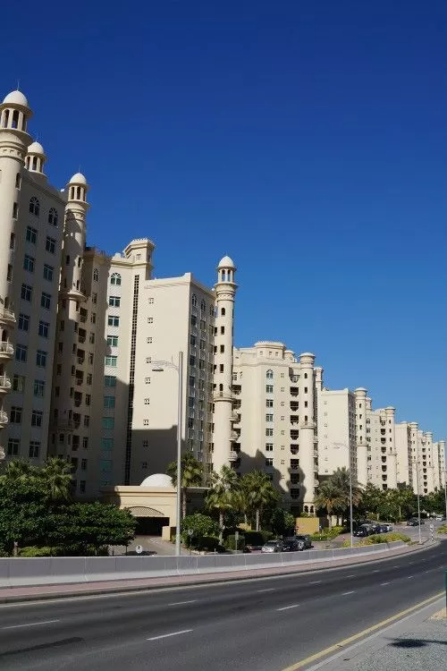Shoreline Apartments