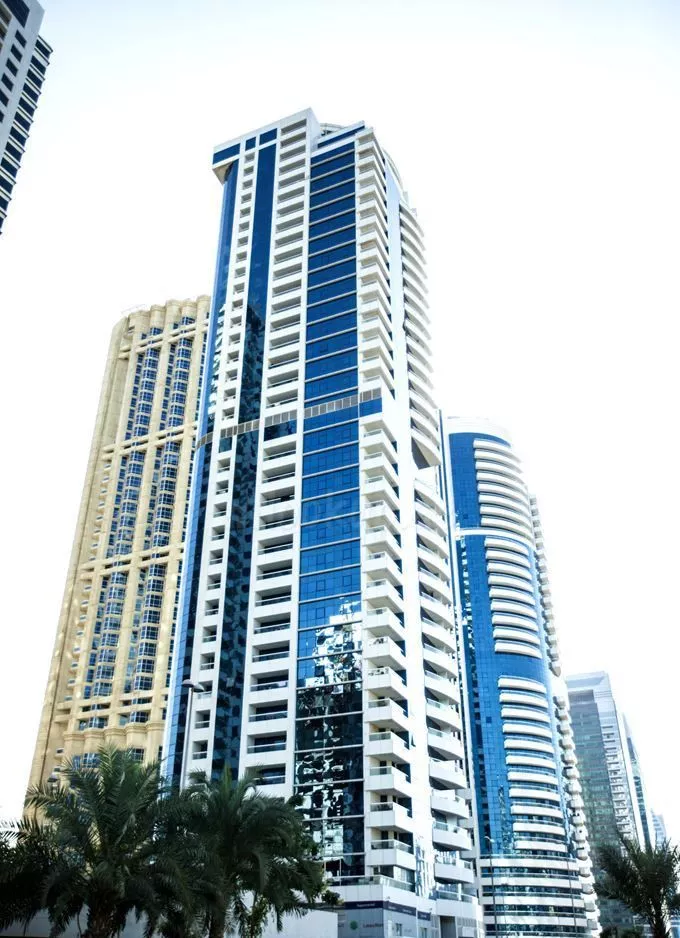 Experience Opulent Living in Jumeirah Lakes Towers