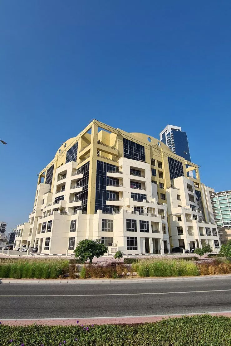 Discover Modern Living in Al Sufouh 1