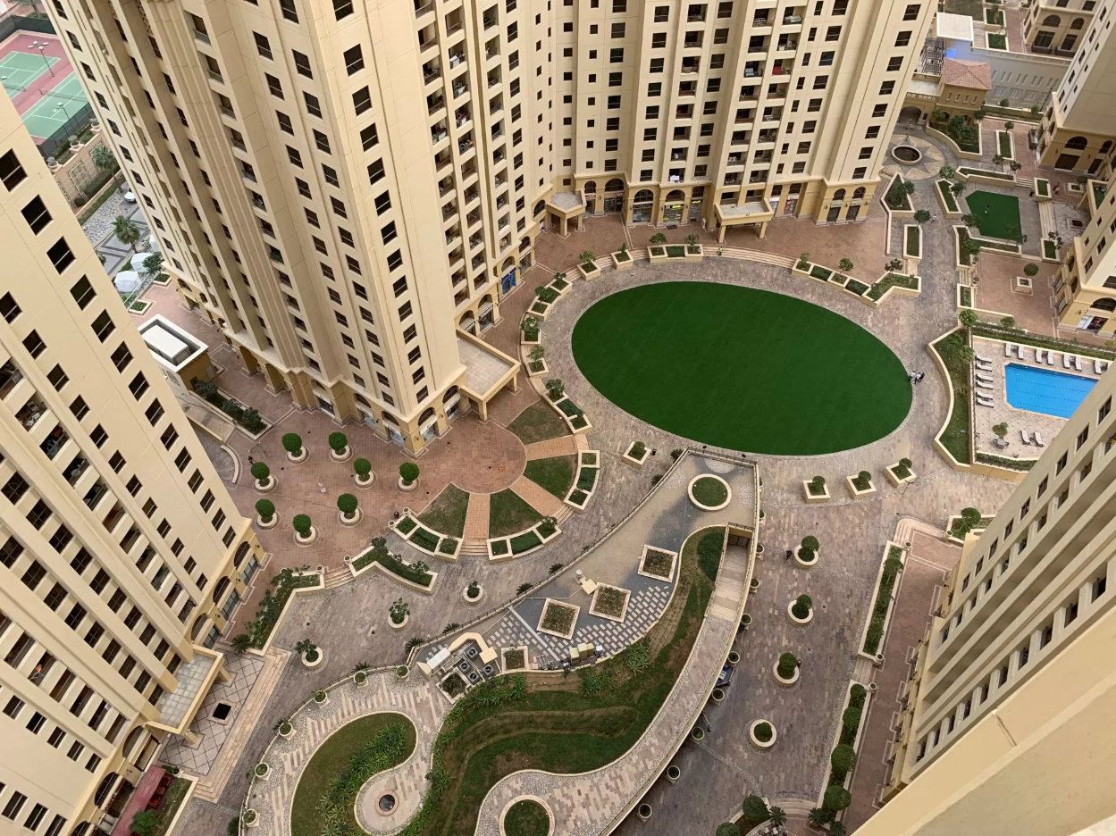 Unrivaled JBR Location and Amenities