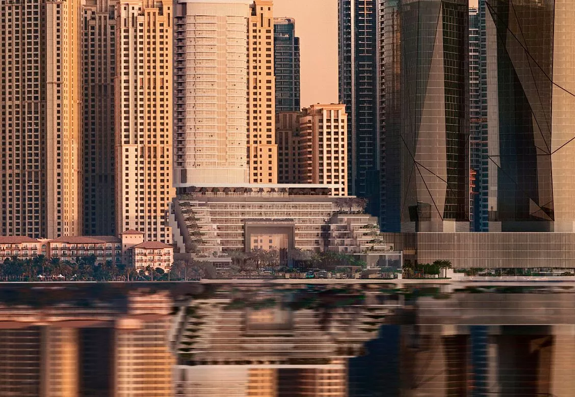 FIVE LUXE Hotel