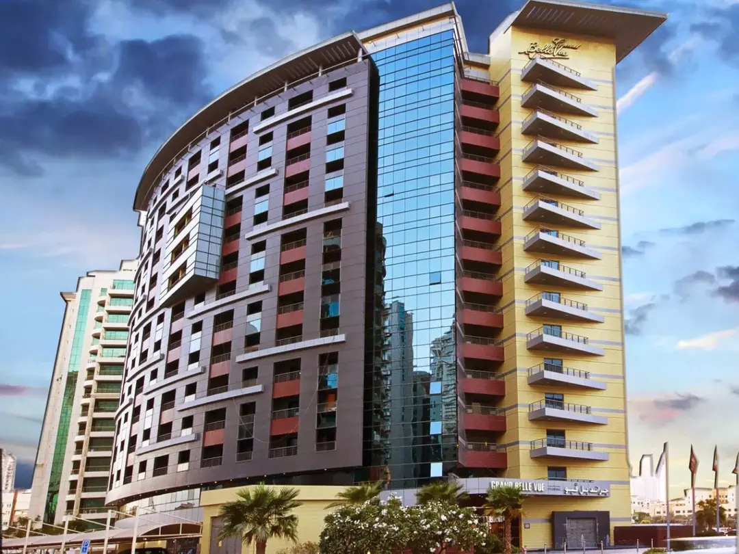 Grand Belle Vue Hotel — Muss haben — Balkon — feature | Profound Properties, Dubai