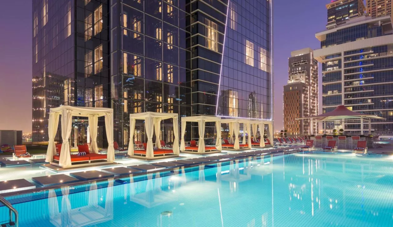 Experience Luxurious Living on the Iconic Palm Jumeirah
